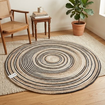 Striped jute round rug