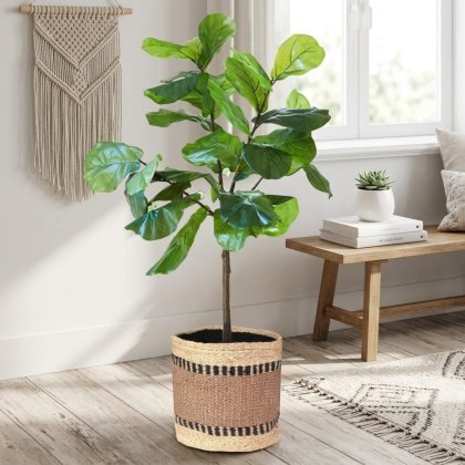 Ivory and beige jute round basket